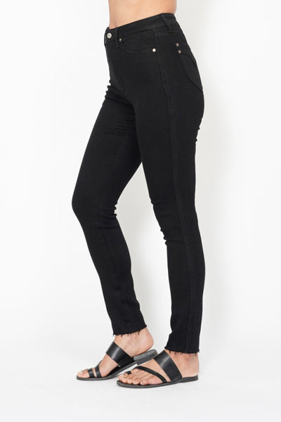 Judy Blue || Lilly High Waisted Tummy Control Shield Pockets Skinny Jean in Black