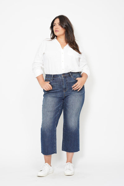 Judy Blue || Meggie High Waisted Back Pocket Embroidery Wide Jean Crop