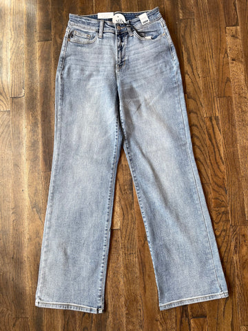 Judy Blue || Iris High Waist Light Wash Straight Leg Jeans
