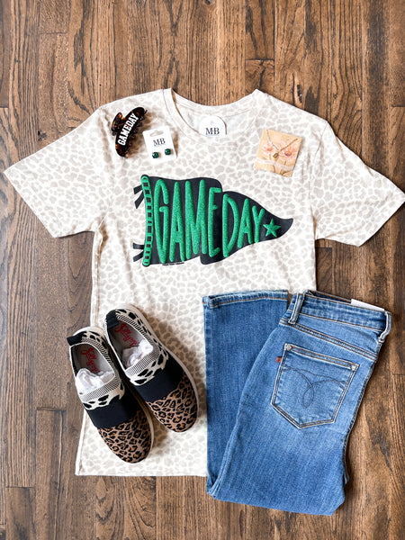 Pennant Game Day Tee - Green