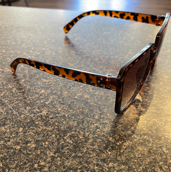 Sunglasses || Maya