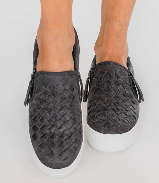Tiffani Woven Shoe || Charcoal
