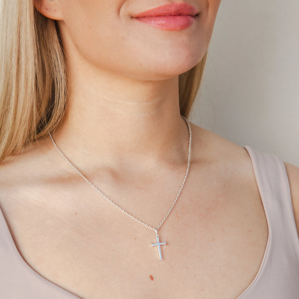 Rizen || Large Cross Pendant Necklace - Sterling Silver