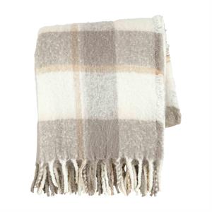 Cozy Throws with Tassels
