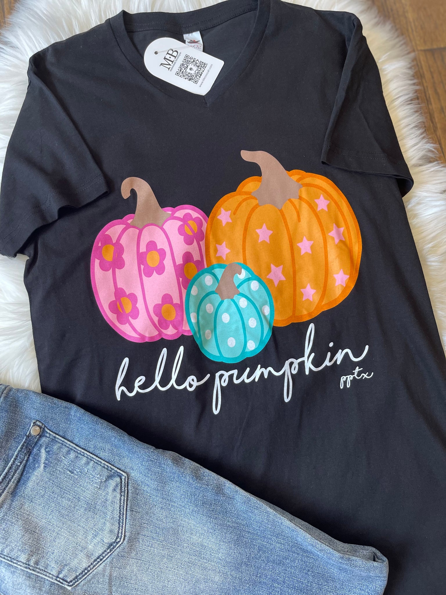 Hello Pumpkin V-Neck Tee