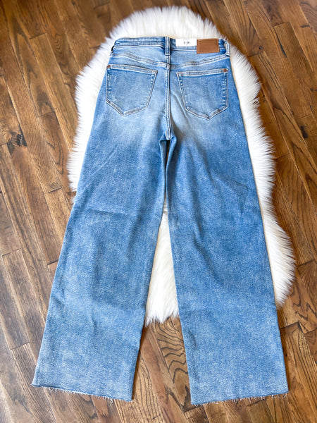 Judy Blue || Sadie Wide Leg with Destroy