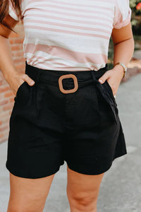 Amy Belted Trouser Shorts || Black