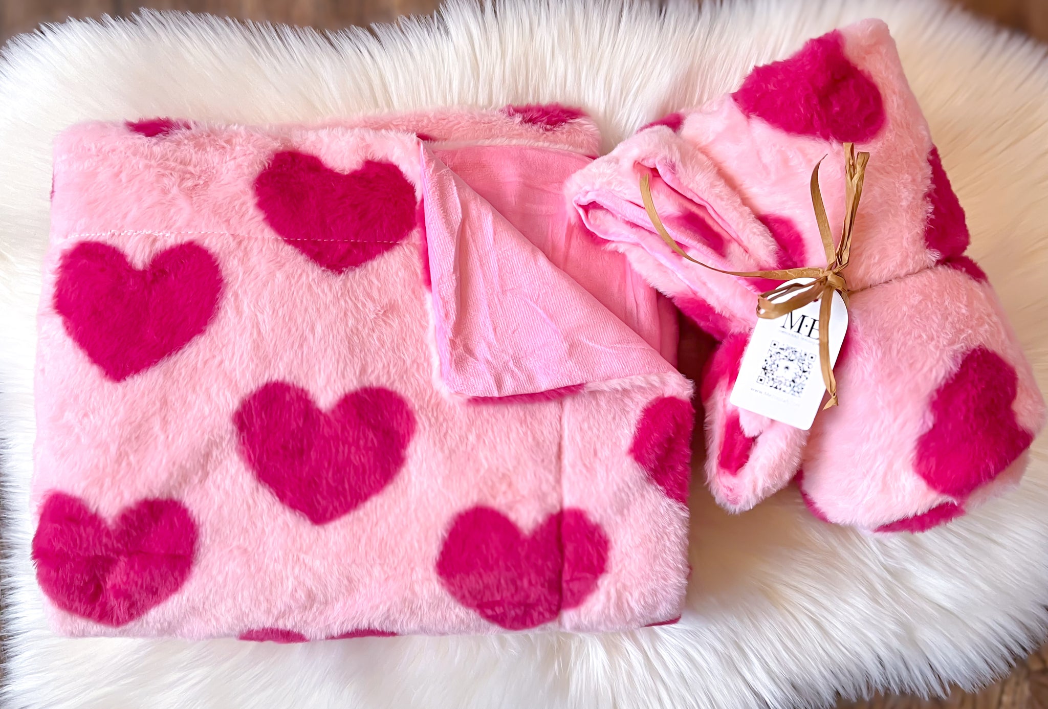 Cozy Heart Blanket || Pink OR Ivory Available