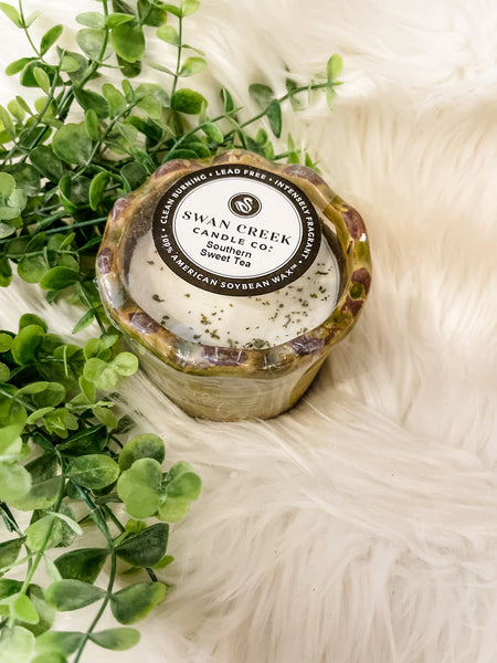 Swan Creek Candle Co Ruffled Pottery  ||  Southern Sweet Tea