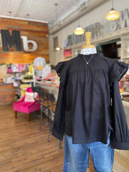 Keller Ruffle Top || Black