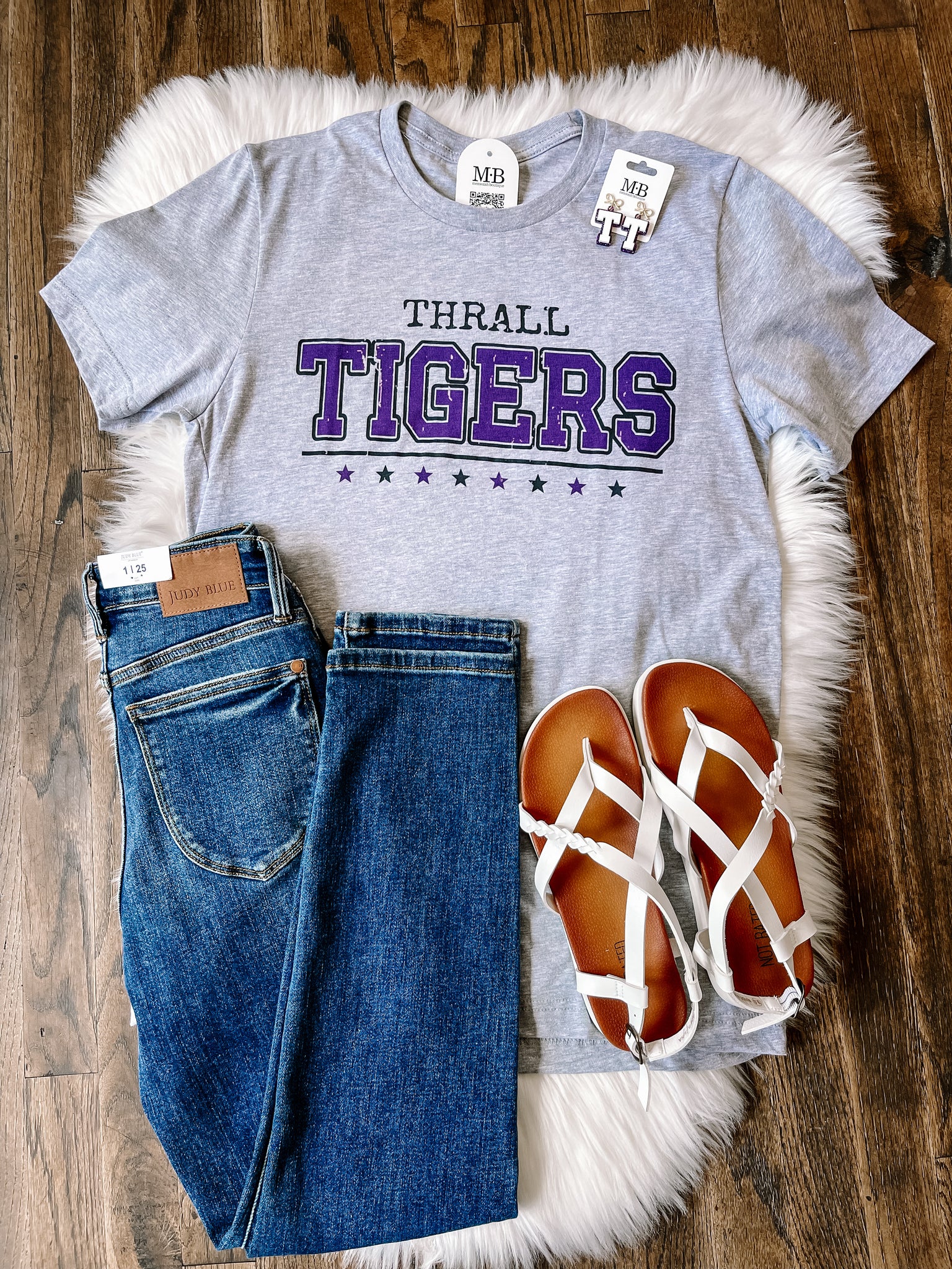 Distressed Stars School Spirit Tee || Thrall Tigers