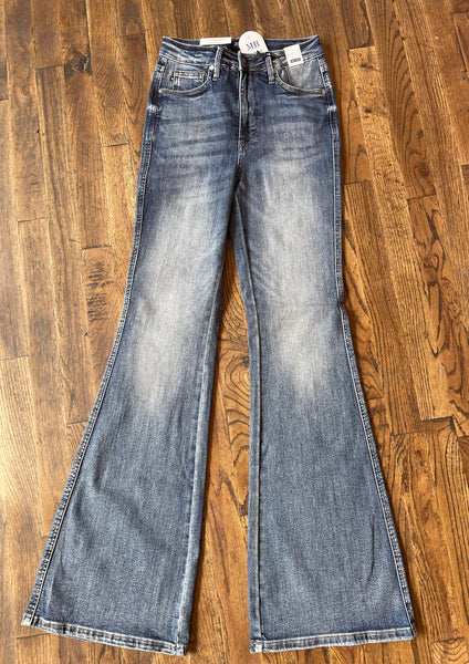 Judy Blue || Shana High Waist Tummy Control Contrast Wash Flare Jean