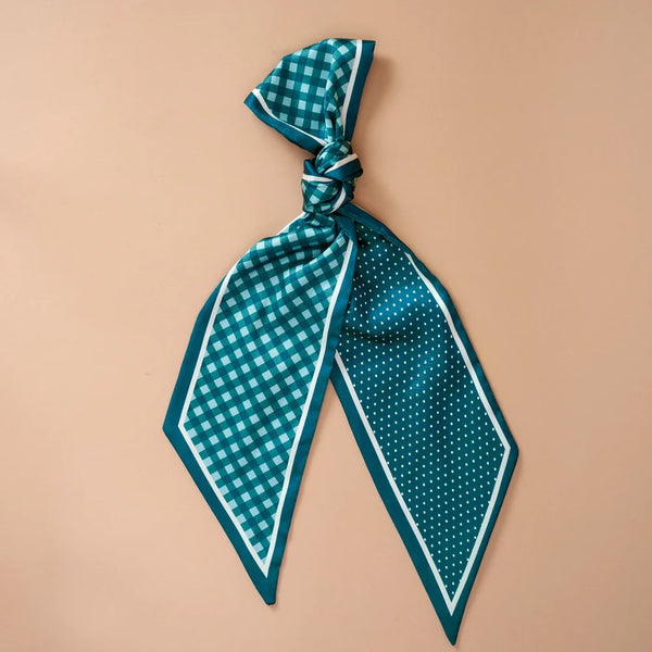 Twirl & Tie Scarf Accessory || Gingham Green