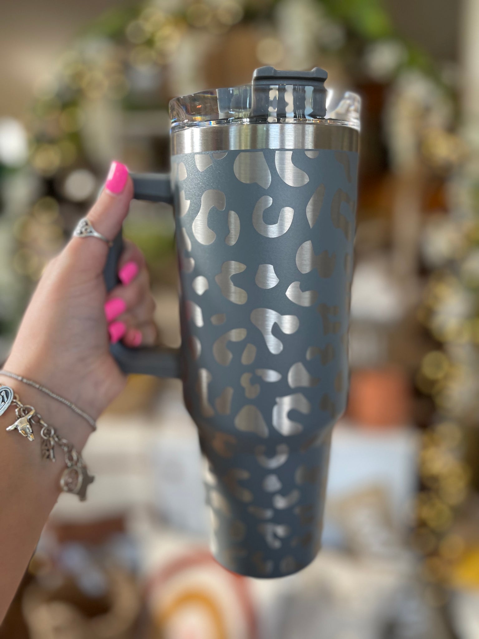 40oz Insulated Tumblers with Handle || Gray Leopard