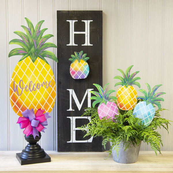 Welcome Pineapple Stake