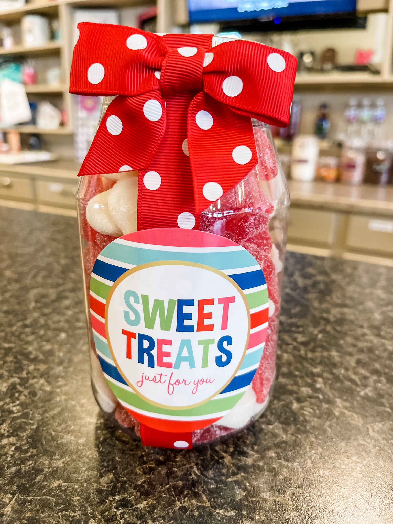 Sour Gummy Hearts Quart Jar ||  Sweet Treats Just For You