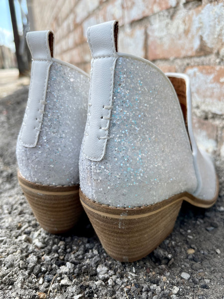 Glow Up Boot || White Sparkle