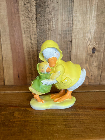 Resin Raincoat Ducks || Hugging Duck