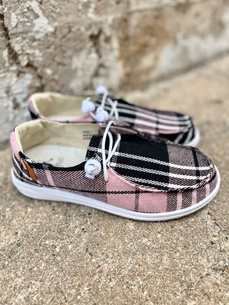 Kayak Shoe || Pink Flannel