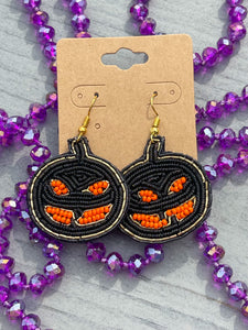 Beaded Halloween Earrings || Evil Shadow Pumpkin